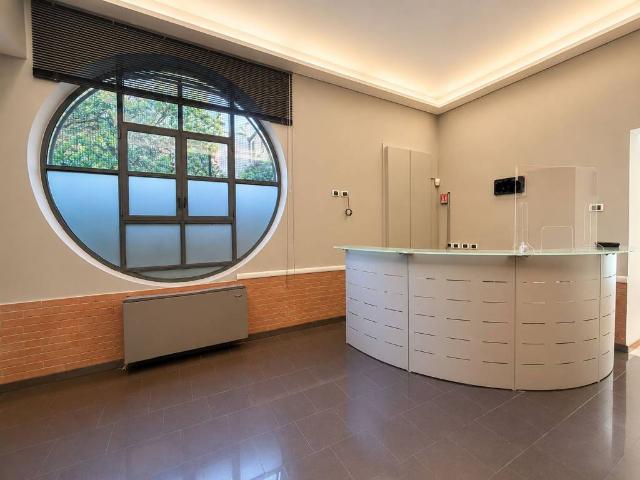 Palazzo in vendita a Municipio 3, Milano