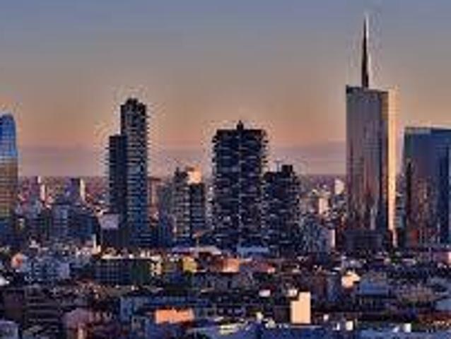 Palazzo in vendita a Municipio 4, Milano