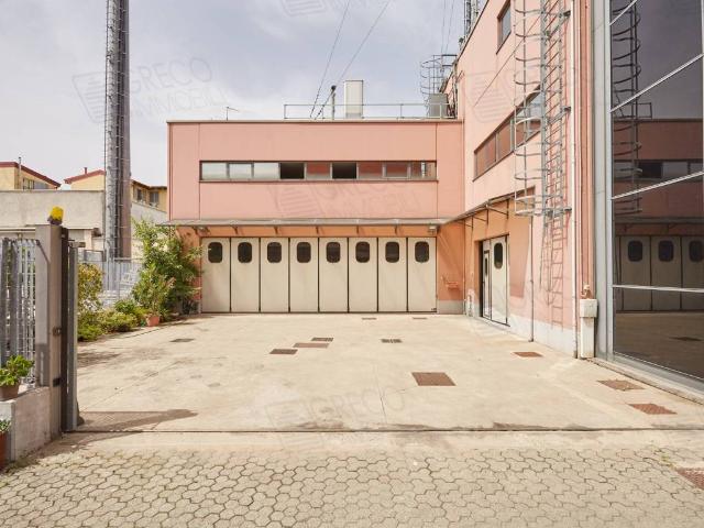 Palazzo in vendita a Municipio 9, Milano