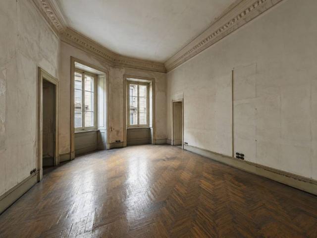 Palazzo in vendita a Municipio 1, Milano