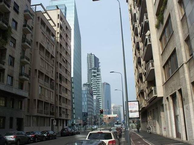 Palazzo in vendita a Municipio 9, Milano