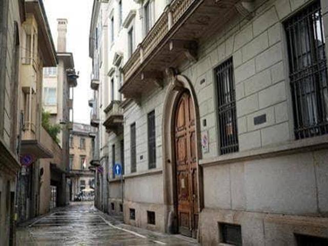 Palazzo in vendita a Cerchia dei Navigli, Milano