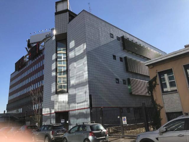 Palazzo in vendita a Municipio 8 di Milano, Milano