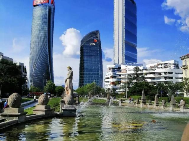 Palazzo in vendita a Municipio 5, Milano
