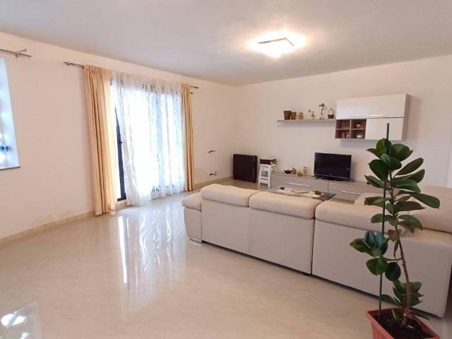 Palazzo in vendita a Mineo, Sicilia