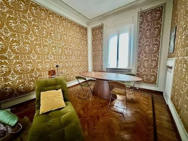 Palazzo in vendita a Unione Comuni Modenesi Area Nord, Mirandola
