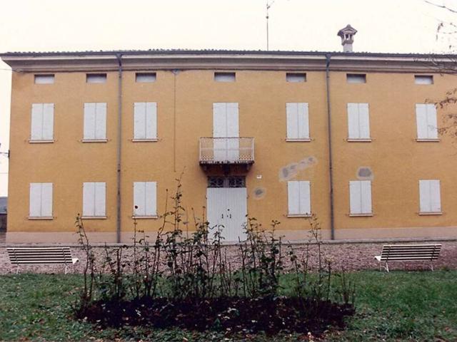 Palazzo in vendita a San Faustino-Madonnina-Quattroville, Modena