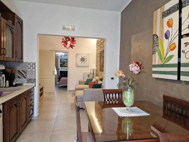 Palazzo in vendita a Modica Alta, Marina Di Modica