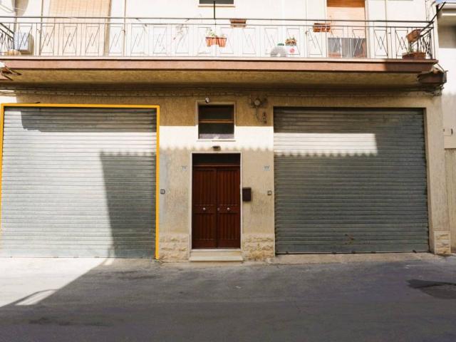 Palazzo in vendita a Sacro Cuore, Marina Di Modica