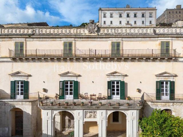 Palazzo in vendita a Modica Alta, Marina Di Modica