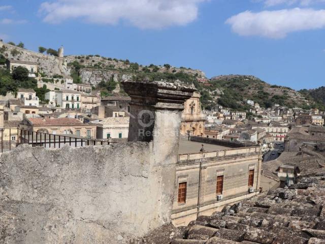 Palazzo in vendita a Modica, Dente
