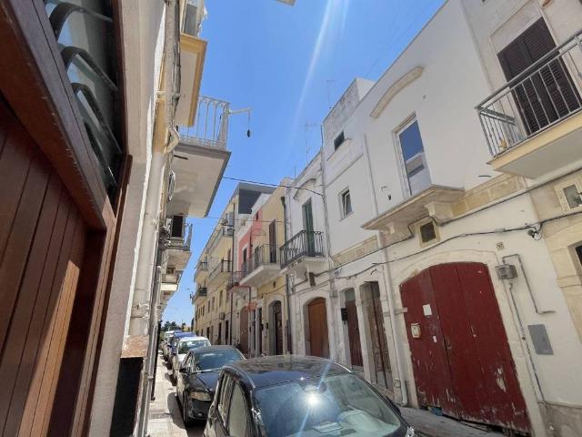Palazzo in vendita a Puglia, Bari