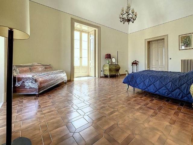 Palazzo in vendita a Molfetta, Bari