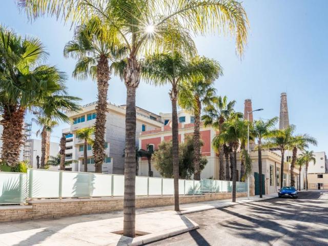 Palazzo in vendita a Molfetta, Bari