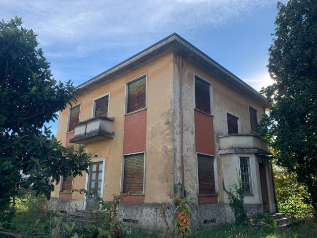 Palazzo in vendita a Piemonte, Novara
