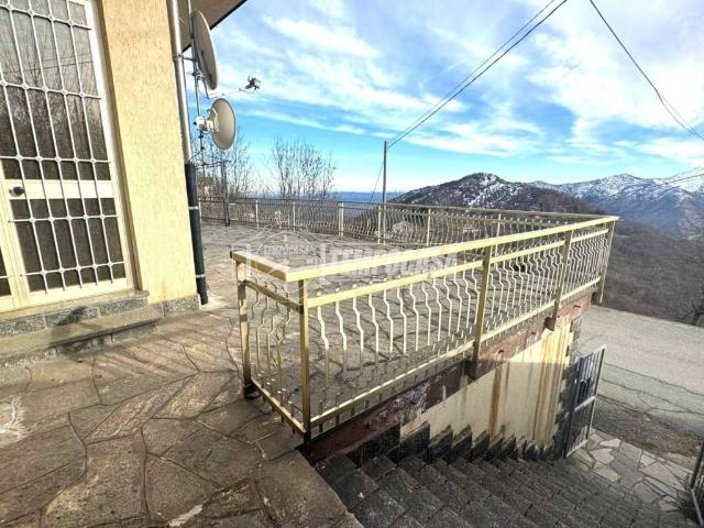 Palazzo in vendita a Unione Montana di Comuni delle Valli di Lanzo, Ceronda e Casternone, Piemonte