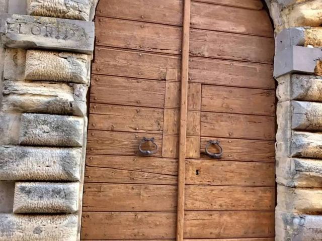 Palazzo in vendita a Marche, Pesaro E Urbino