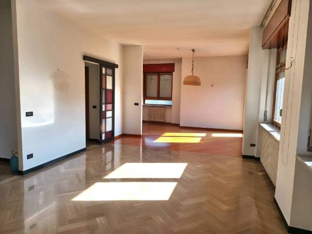 Palazzo in vendita a Borgo Aragno, Mondovì