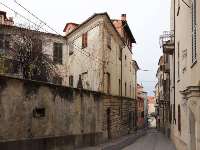 Palazzo in vendita a Piazza, Piemonte
