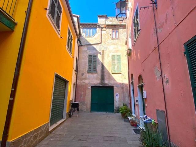 Palazzo in vendita a Moneglia, Liguria