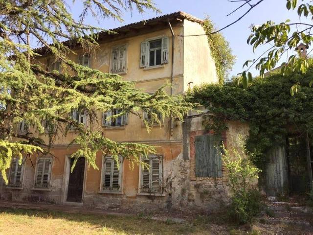 Palazzo in vendita a Monfalcone, Friuli-Venezia Giulia