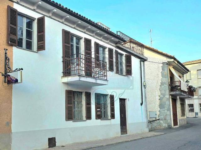 Palazzo in vendita a Piemonte, Asti