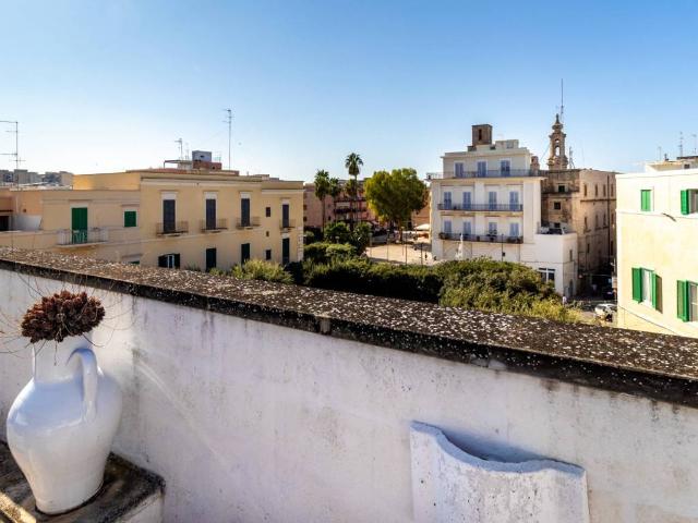 Palazzo in vendita a Puglia, Bari