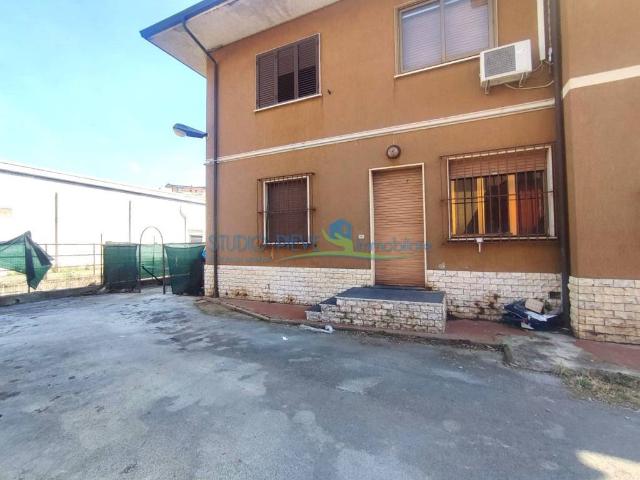 Palazzo in vendita a Montevettolini, Toscana