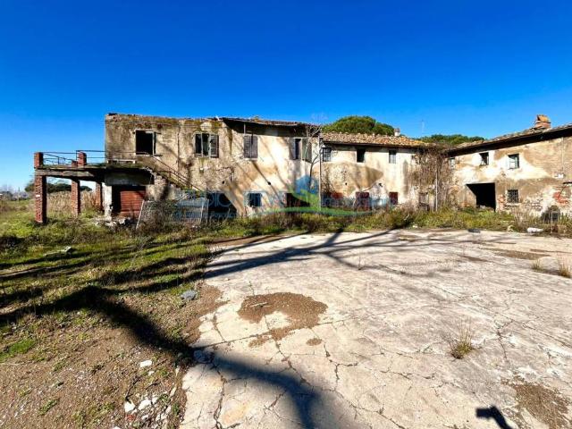 Palazzo in vendita a Uggia, Montevettolini