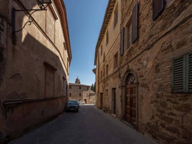 Palazzo in vendita a Montalcino, Toscana