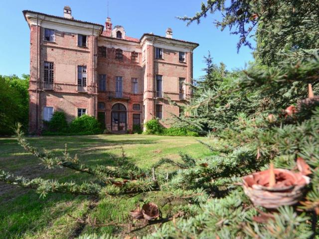 Palazzo in vendita a Piemonte, Torino