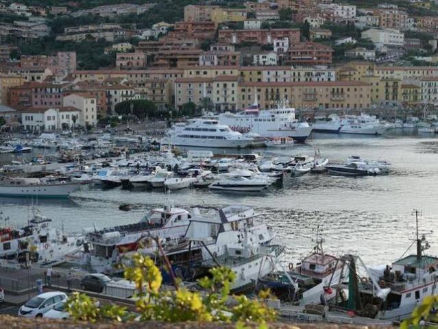 Palazzo in vendita a Monte Argentario, Porto Santo Stefano