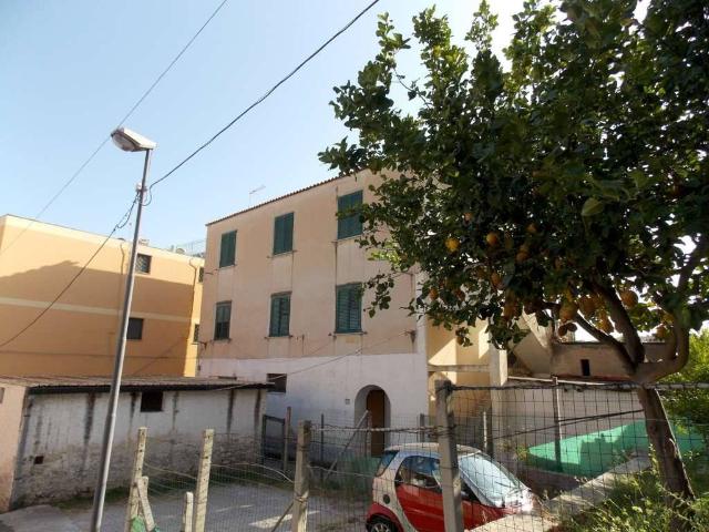 Palazzo in vendita a Monte Di Procida, Campania