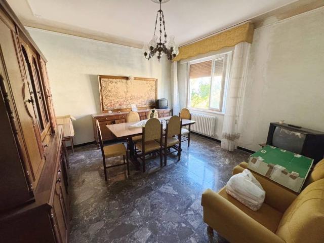 Palazzo in vendita a Monte San Giusto, Macerata