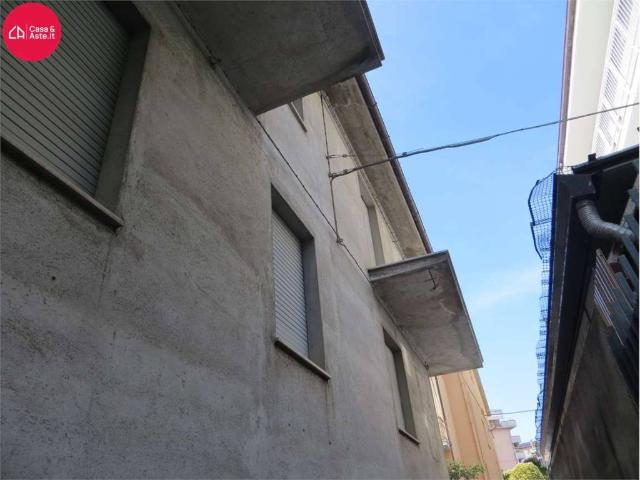 Palazzo in vendita a Marche, Macerata
