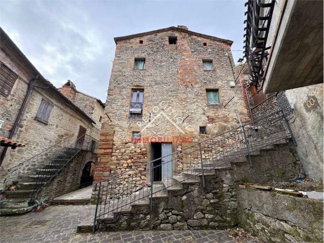 Palazzo in vendita a Monte Santa Maria Tiberina, Umbria