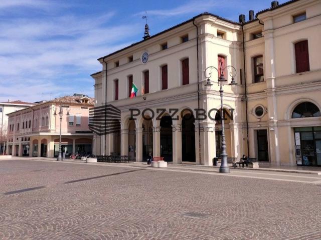 Palazzo in vendita a Guarda, Montebelluna