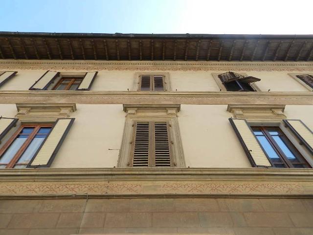 Palazzo in vendita a Montecatini Terme, Toscana