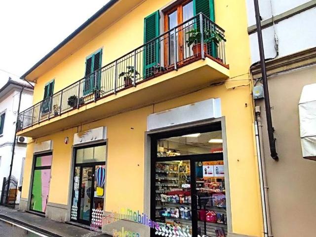 Palazzo in vendita a Montecatini - Terme, Gallo