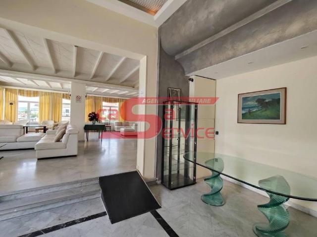 Palazzo in vendita a Gallo, Montecatini Terme