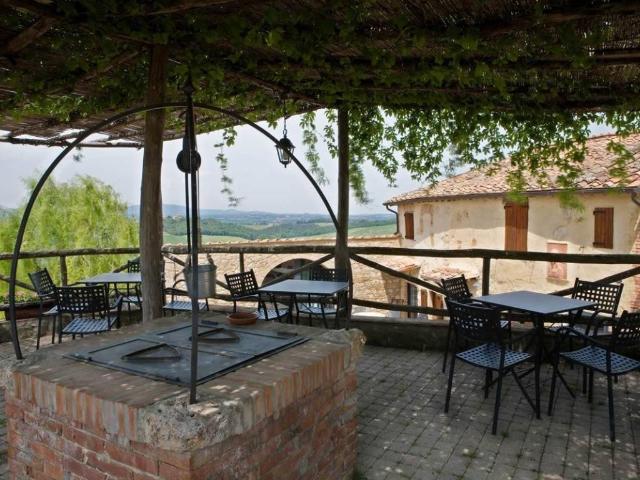 Palazzo in vendita a Colonna di Monteriggioni, Monteriggioni