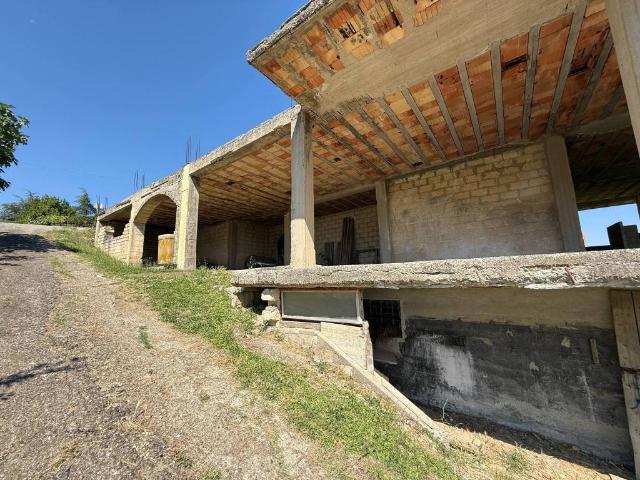 Palazzo in vendita a Montescaglioso, Basilicata