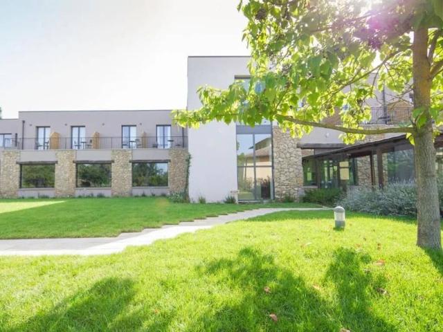 Palazzo in vendita a La Preselle, Riparbella