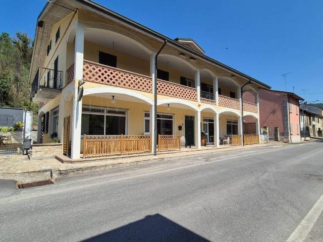 Palazzo in vendita a Montesegale, Lombardia