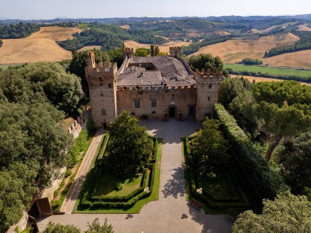 Palazzo in vendita a Unione dei Comuni Circondario dell'Empolese Valdelsa, Castelfiorentino