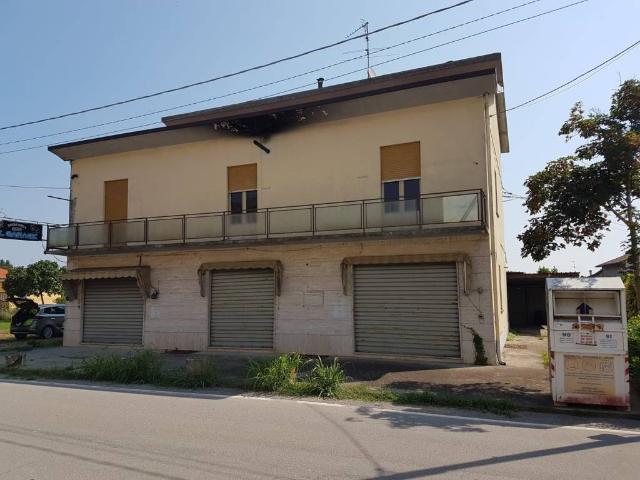 Palazzo in vendita a Monticelli D'ongina, Reggio Emilia