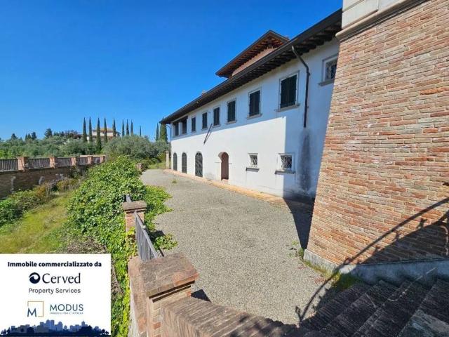 Palazzo in vendita a Montopoli In Val D'arno, Toscana