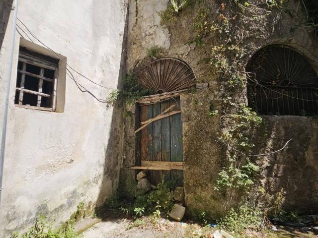 Palazzo in vendita a Caliano, Montoro