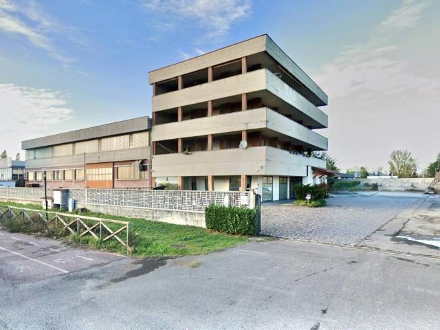 Palazzo in vendita a Monza, Lombardia