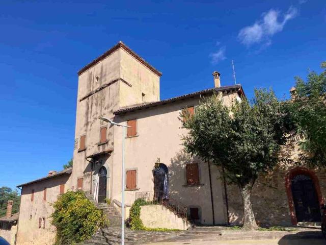 Palazzo in vendita a Unione dell'Appennino Bolognese, Monzuno